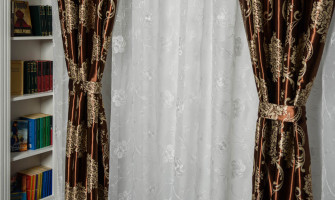 Creează un Spațiu Confortabil și Elegant: Setul Perfect de Draperii și Perdele pentru Acasă Creează un Spațiu Confortabil și Elegant: Setul Perfect de Draperii și Perdele pentru Acasă