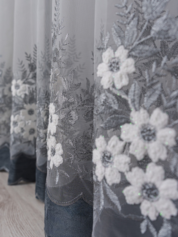 Perdea tulle brodat, alb/gri Perdea tulle brodat, alb/gri