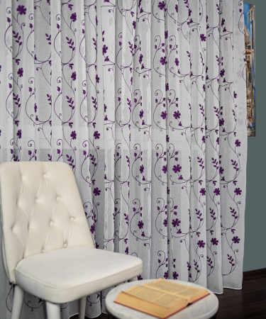 Perdea tip in brodat, alb/mov