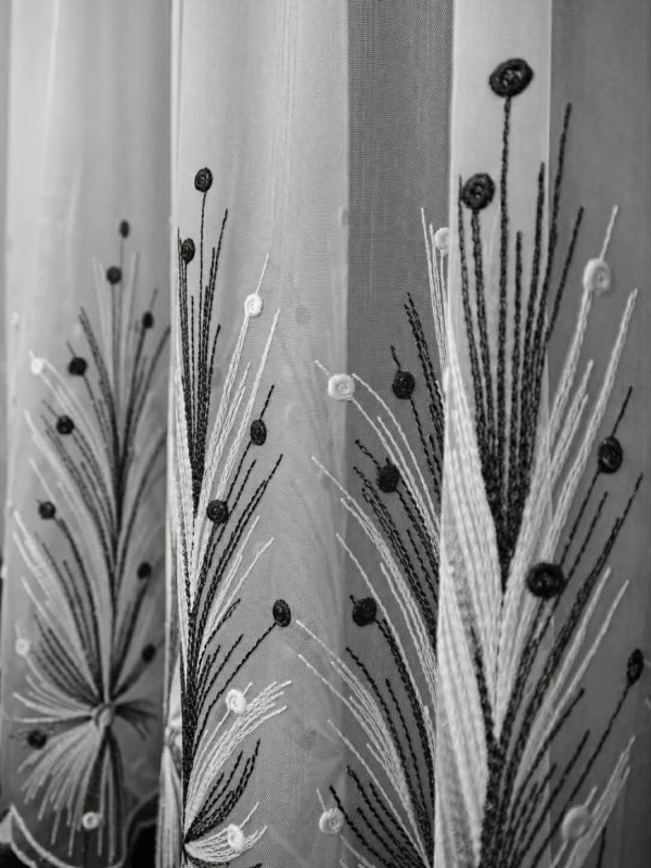 Perdea tulle bamboo brodat, alb/negru