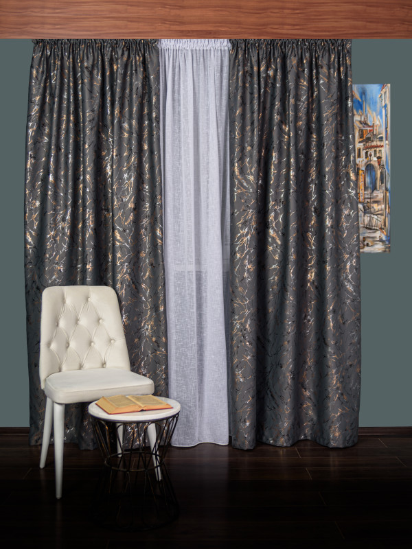 Draperie gri inchis cu insertii aurii/argintii