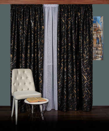 Draperie negru cu insertii aurii/argintii Draperie negru cu insertii aurii/argintii