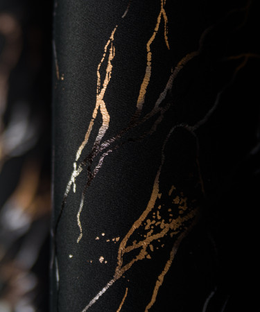 Draperie negru cu insertii aurii/argintii