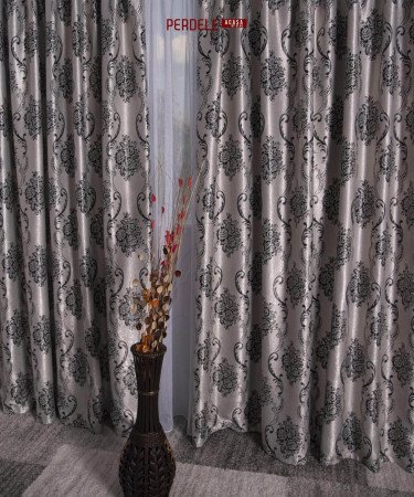 Draperie Blackout, gri/negru, model baroc Draperie Blackout, gri/negru, model baroc