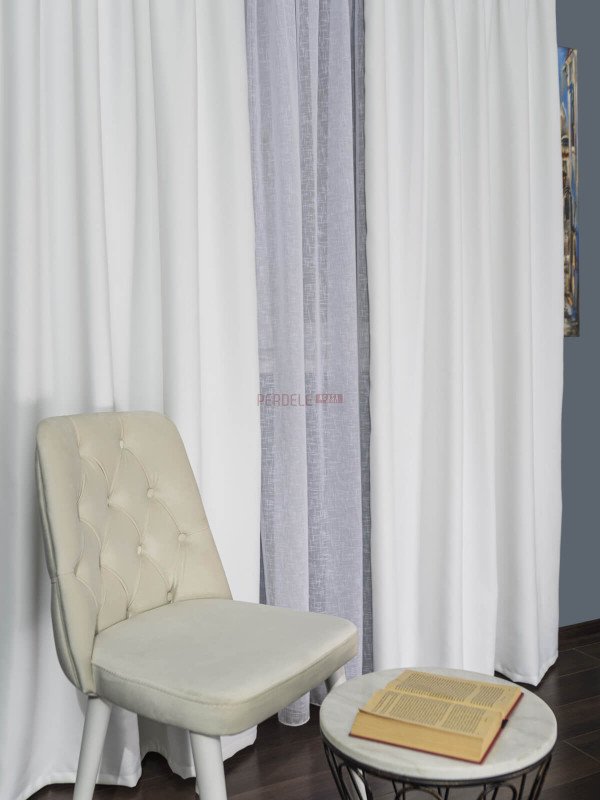 Draperie uni alb