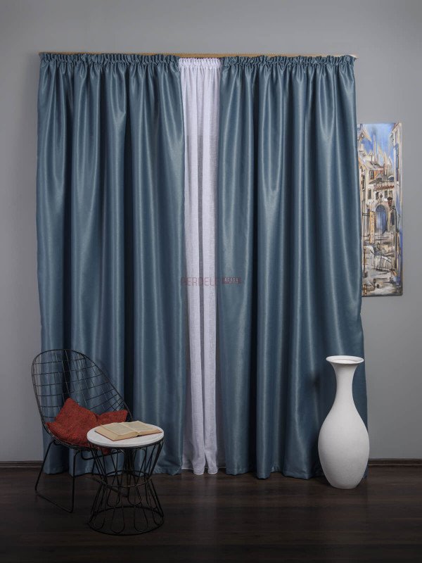 Draperie blackout bleu