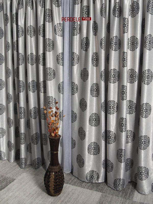 Draperie blackout gri/negru