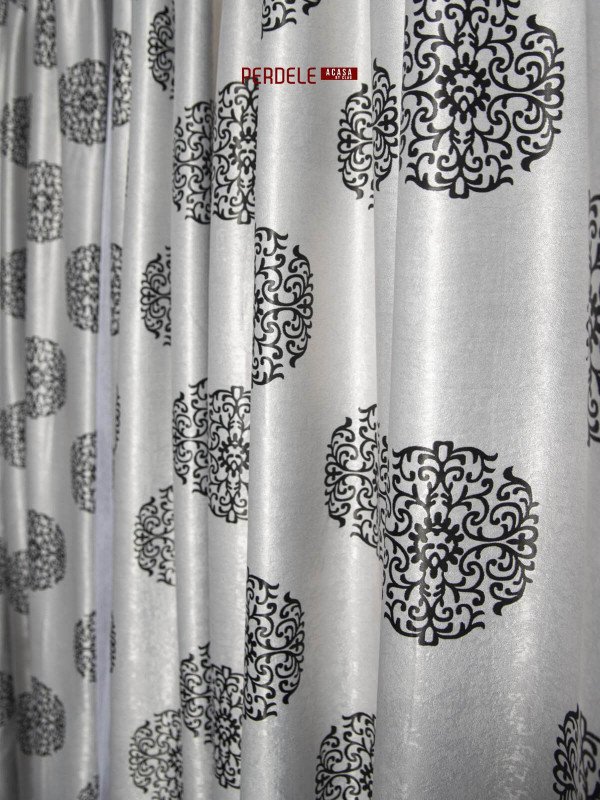 Draperie blackout gri/negru