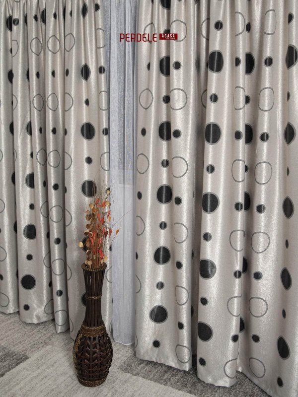 Draperie blackout gri/negru