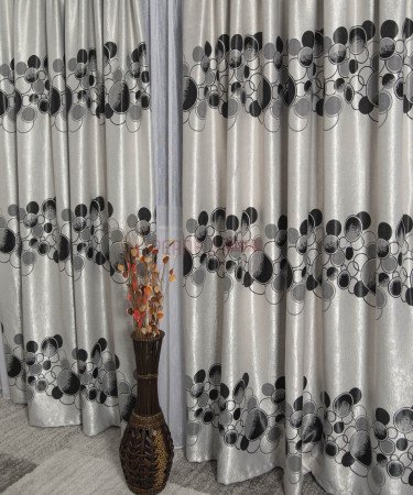 Draperie blackout, gri/negru, model buline Draperie blackout, gri/negru, model buline