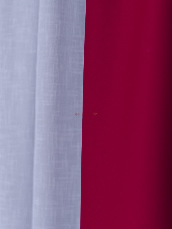 Draperie blackout rosu