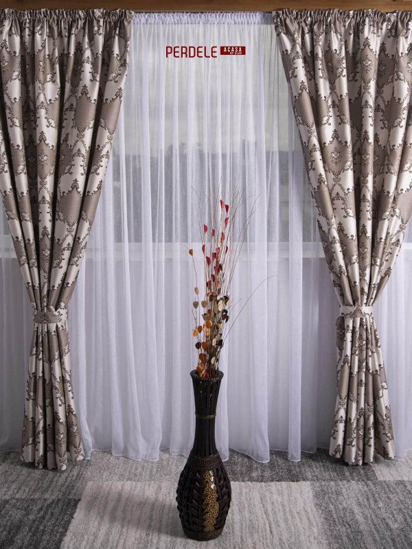 Draperie blackout model baroc,argintiu/maro