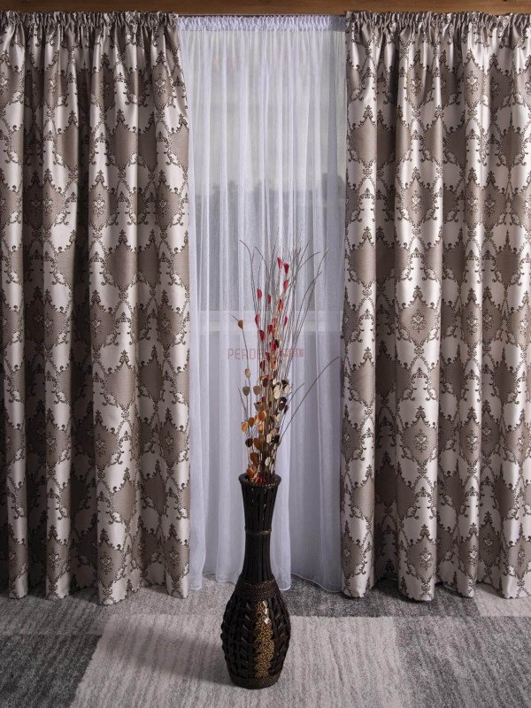Draperie blackout model baroc,argintiu/maro