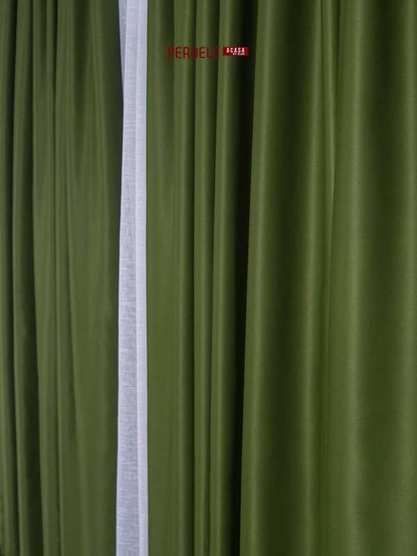 Draperie blackout verde