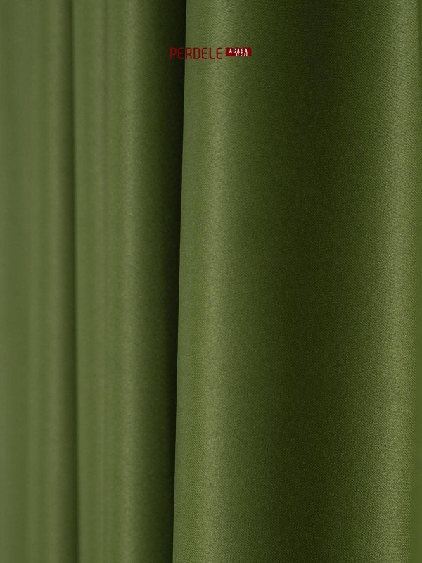 Draperie blackout verde