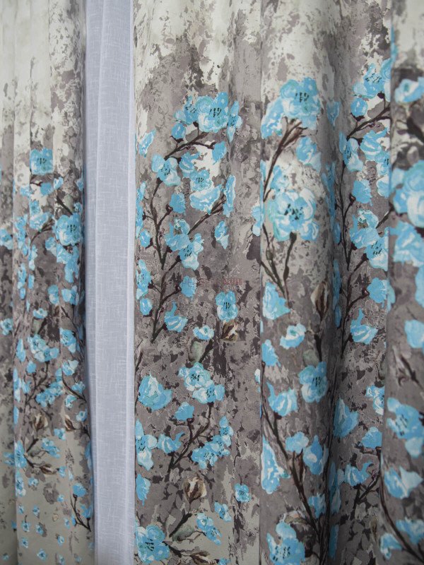 Draperie bumbac satinat flori multicolore