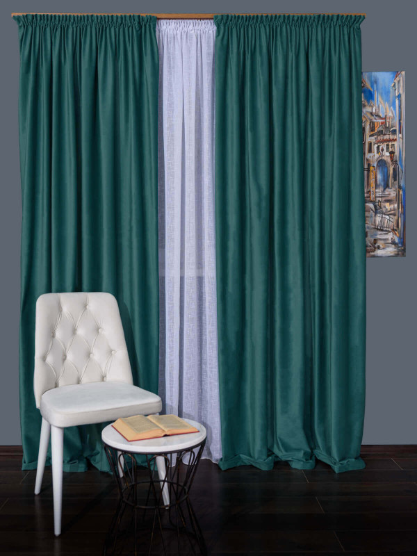 Draperie catifea albastru coral
