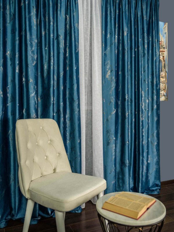 Draperie catifea albastru cu insertii auriu