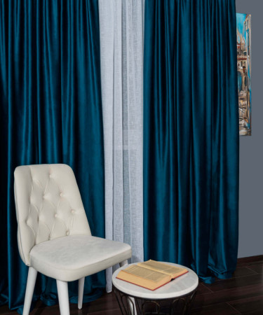 Draperie catifea albastru imperial Draperie catifea albastru imperial