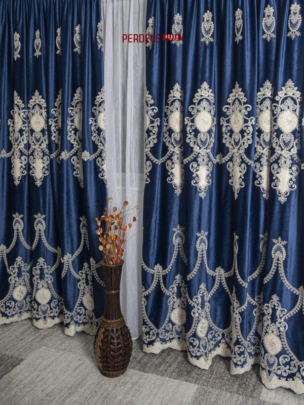 Draperie catifea albastru imperial Draperie catifea albastru imperial