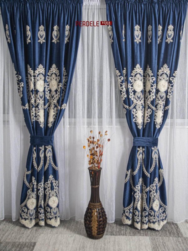 Draperie catifea albastru imperial Draperie catifea albastru imperial