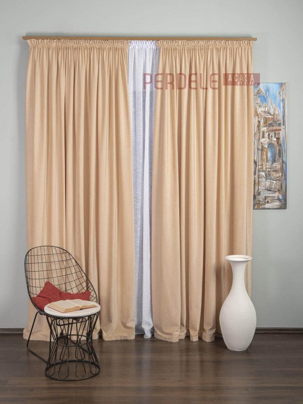 Draperie catifea crem