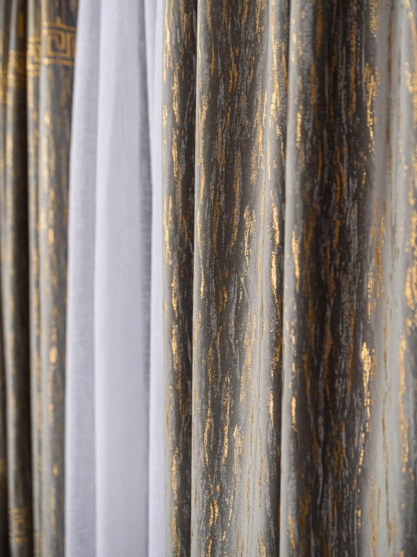 Draperie catifea cu model gri/auriu