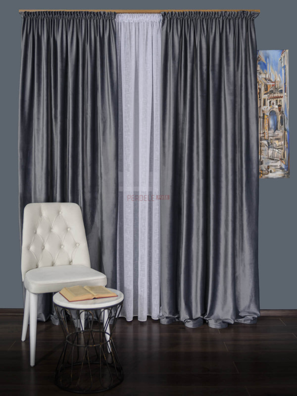 Draperie catifea gri
