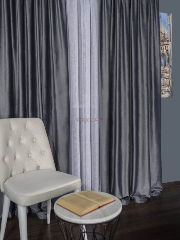 Draperie catifea gri