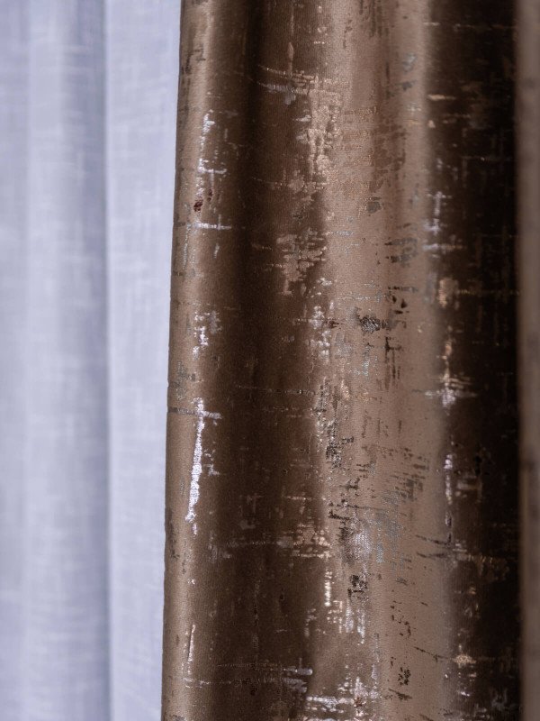 Draperie catifea maro insertii aurii/argintii