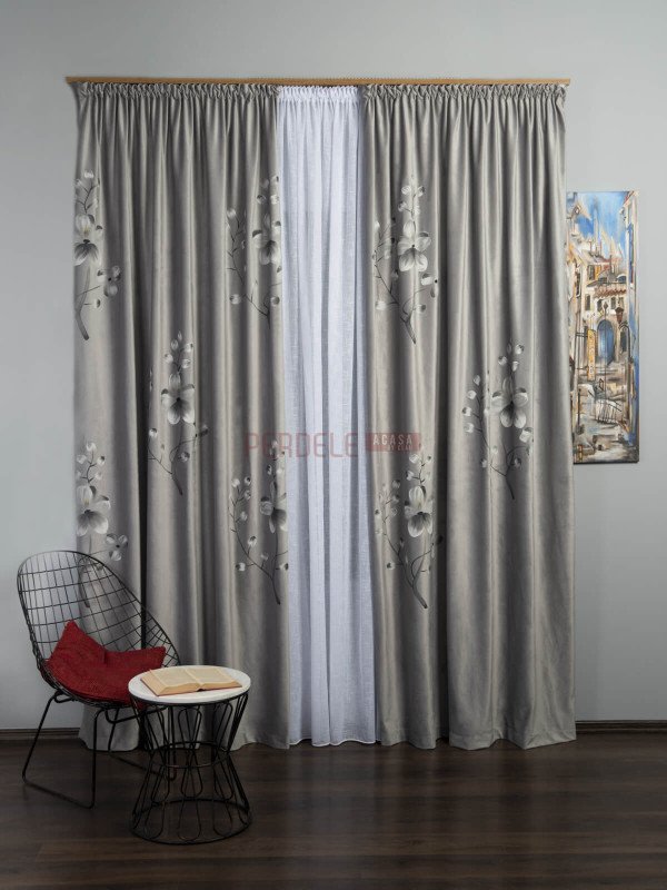 Draperie catifea pictata, gri