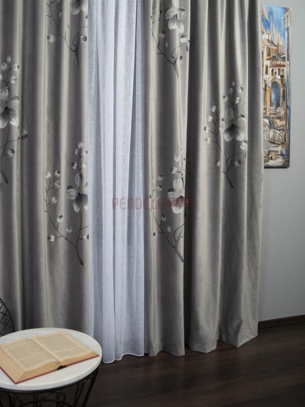 Draperie catifea pictata, gri