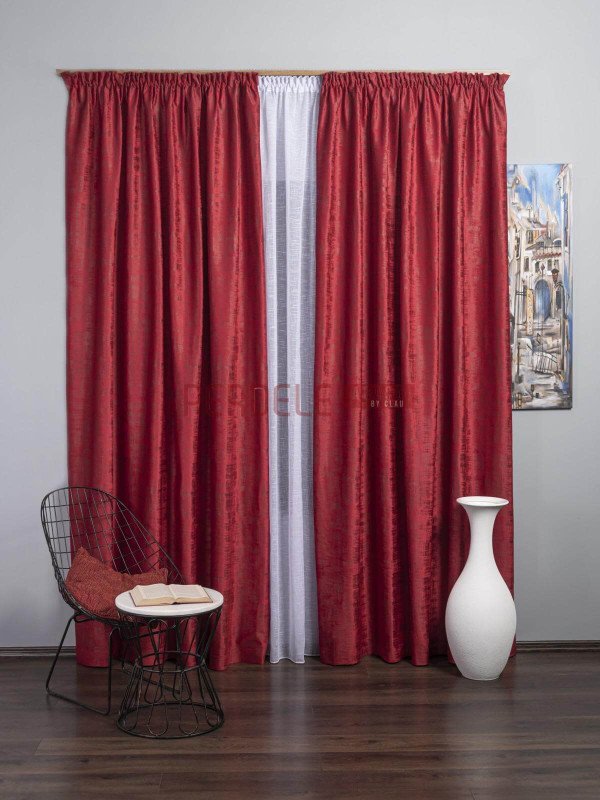 Draperie catifea texturata rosu