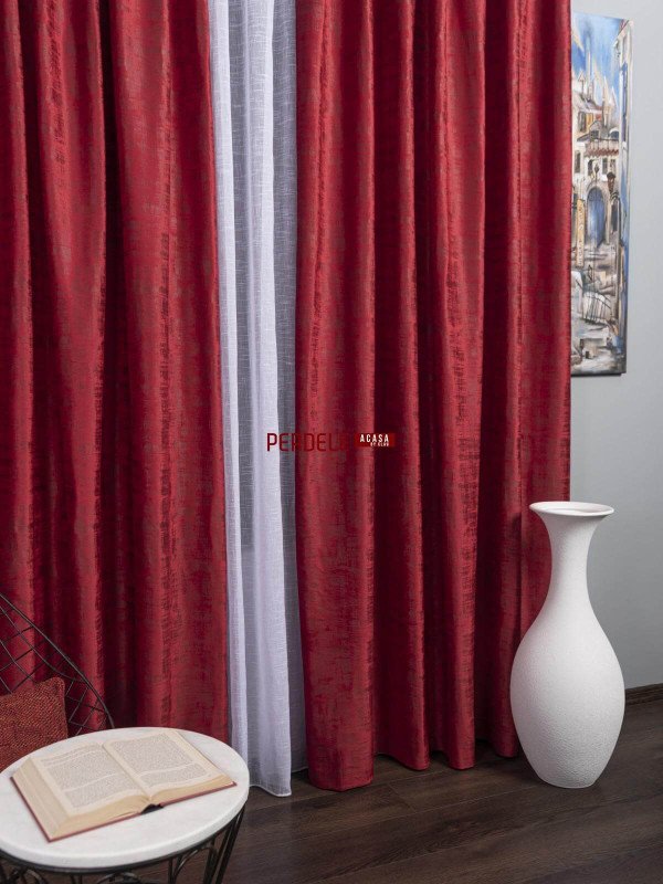 Draperie catifea texturata rosu