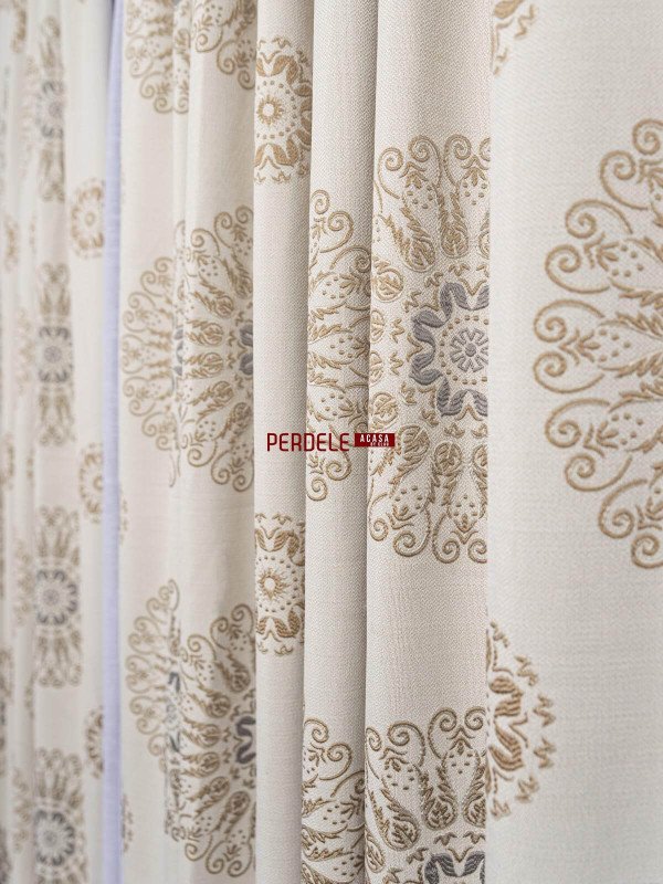 Draperie crem,bej,gri
