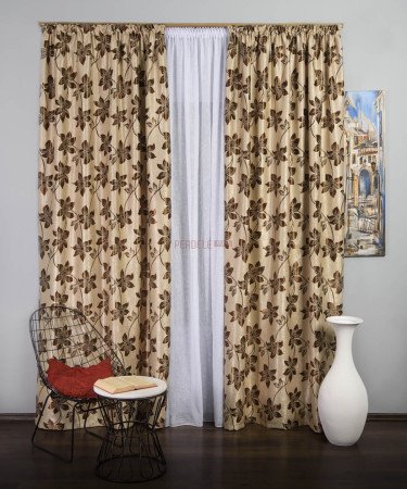 Draperie model flori Draperie model flori