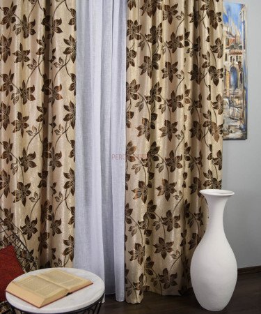 Draperie model flori Draperie model flori