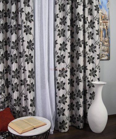 Draperie model flori Draperie model flori