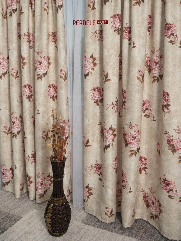 Draperie saten model flori bej,roz
