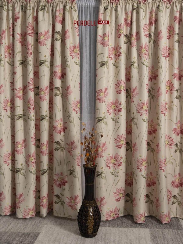 Draperie saten model flori crem,roz Draperie saten model flori crem,roz