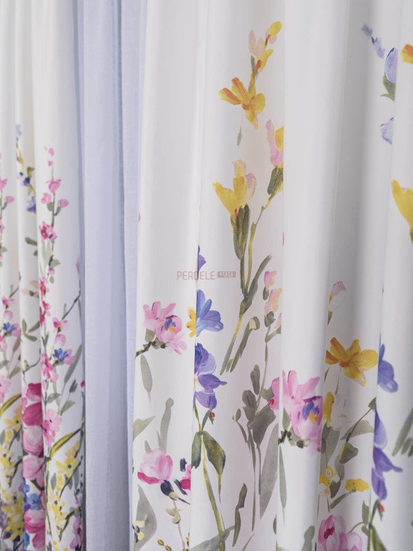 Draperie satin flori multicolore