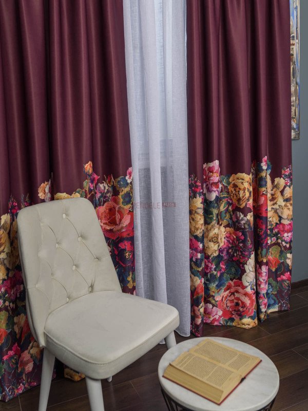 Draperie satin grena,flori multicolore