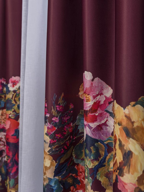 Draperie satin grena,flori multicolore