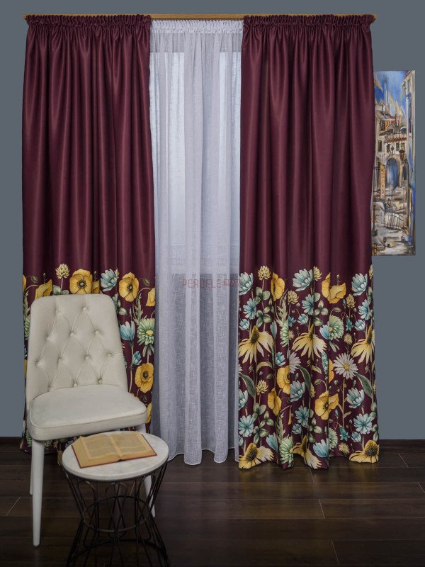 Draperie satin grena,flori multicolore