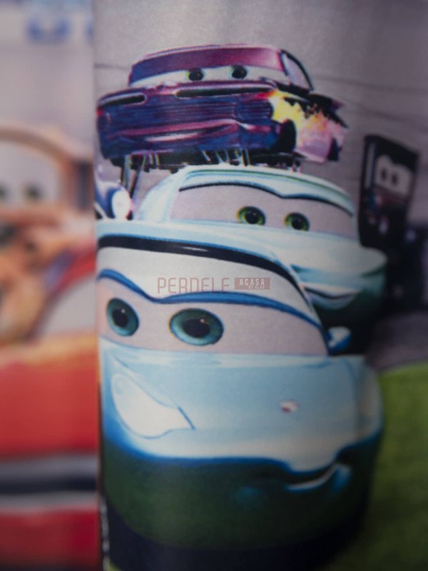 Draperie satin model pentru copii cu masini Cars