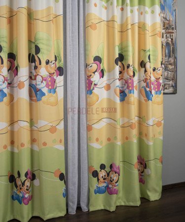 Draperie satin model pentru copii Draperie satin model pentru copii