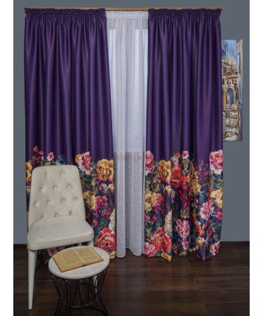 Draperie satin mov,flori multicolore Draperie satin mov,flori multicolore