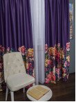 Draperie satin mov,flori multicolore