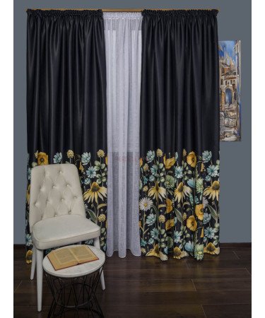 Draperie satin negru,flori multicolore