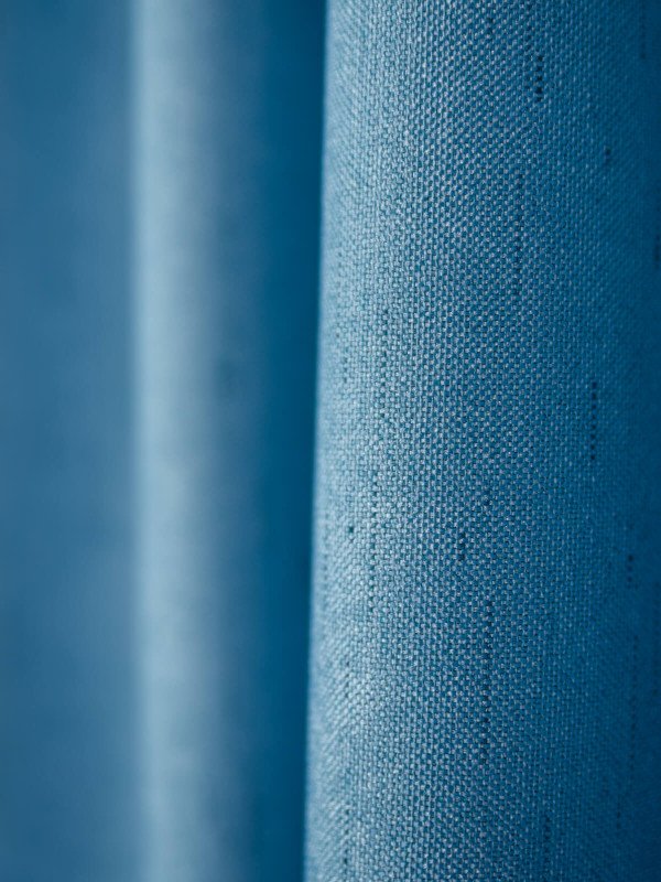 Draperie tip in bleu